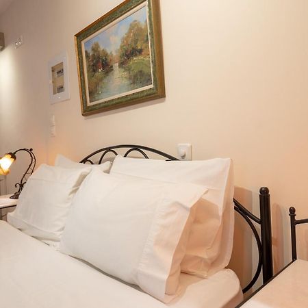 Acropolis Metro St.3 Bedrοοms 6 Persons Maisonette Athens Exterior photo